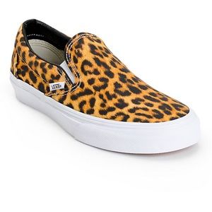 BNIB RARE Leopard 🐆 Vans Classic Slip Ons